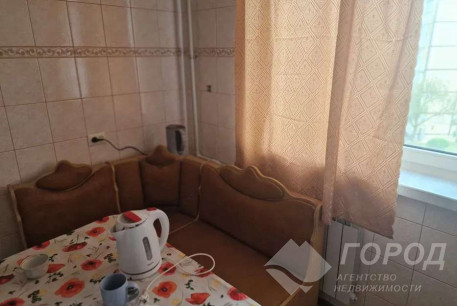 Сдам 3-х кімнатну квартиру, Рогань, Код: 662560/2