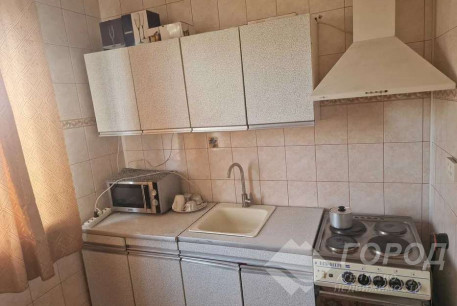 Сдам 3-х кімнатну квартиру, Рогань, Код: 662560/2