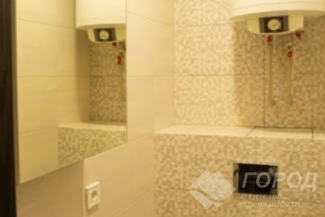 Продам 1-кімнатну квартиру в новобудові, Центральный рынок, Код: 663467/109