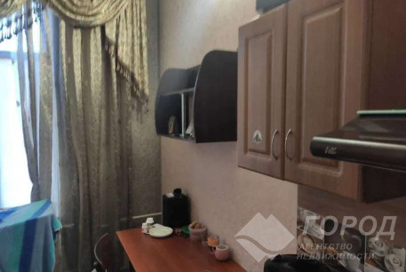 Сдам гостинку, Новые дома, Армейская метро (Советской Армии), Код: 664053/4