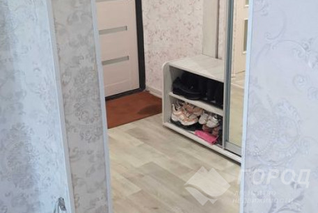 Продам 3-х кімнатну квартиру, Дергачевский р-н, Солоницевка пгт., Код: 664576/6