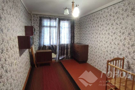 Сдам 3-х кімнатну квартиру, Рогань, Код: 665143/3