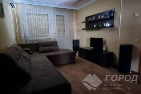 Продам 4-х кімнатну квартиру, Жуковского, Код: 665192/18