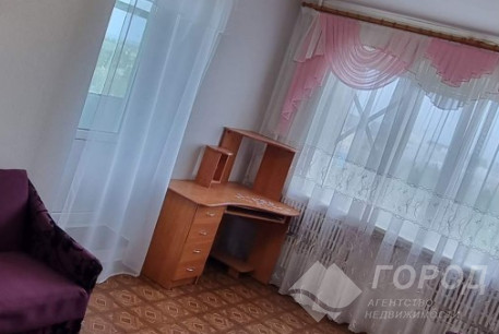 Продам 2-х кімнатну квартиру, Рогань, Код: 665192/22