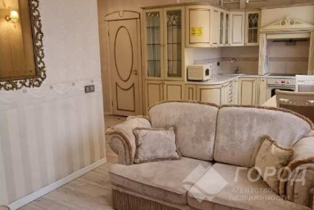 Продам 1-кімнатну квартиру, Центр, Код: 665192/6