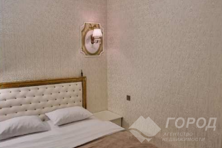 Продам 1-кімнатну квартиру, Центр, Код: 665192/6