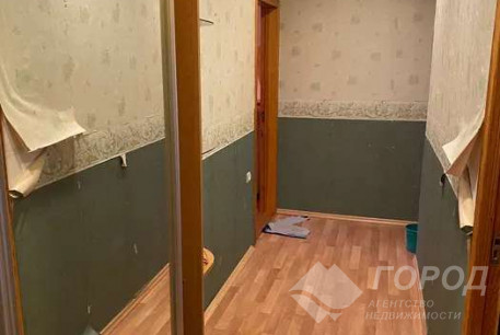 Продам 3-х кімнатну квартиру, Рогань, Горизонт, Код: 665717/2