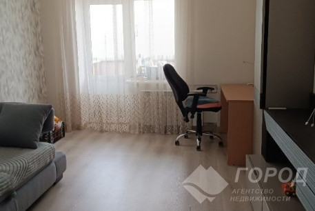 Продам 4-х кімнатну квартиру, ХТЗ, Код: 665785/38
