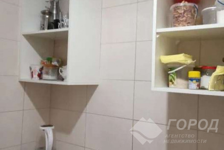 Продам 1-кімнатну квартиру, Центр, Код: 666629/4