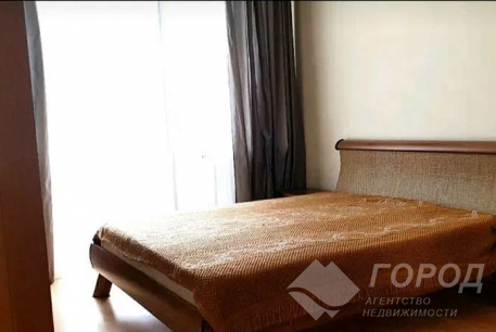 Сдам 3-х кімнатну квартиру, Центр, Университет метро, Код: 668466/2