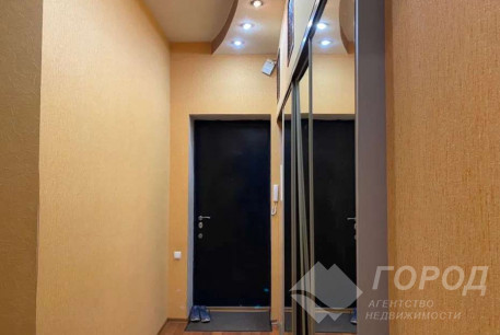 Продам 2-х кімнатну квартиру, Сосновая Горка, Код: 669698/5