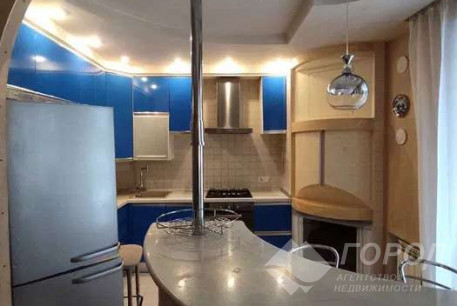 Сдам 3-х кімнатну квартиру, Центр, Код: 670164/3