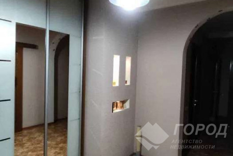 Продам 3-х кімнатну квартиру, Центр, Код: 670164/4