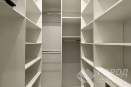 Продам 1-кімнатну квартиру, Центр, Код: 670391/4