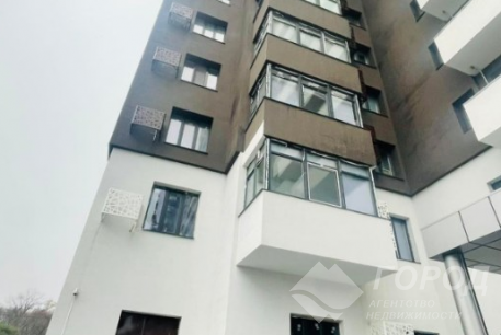 Продам 1-кімнатну квартиру, Центр, Код: 670391/4