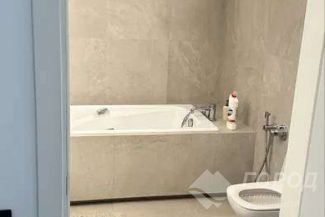 Продам 5-и кімнатну квартиру в новобудові, Новые дома, Маршала Жукова метро (Дворец спорта), Код: 670582/5