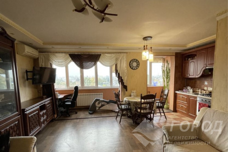 Продам 3-х кімнатну квартиру, Журавлевка, Киевская метро, Код: 670689/5