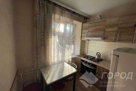 Сдам 2-х кімнатну квартиру, Сосновая Горка, Научная метро, Код: 671014/4