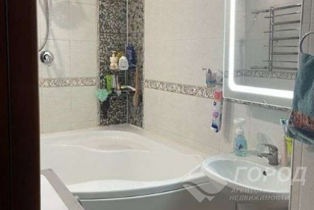 Продам 3-х кімнатну квартиру, Рогань, Солнечный, Код: 671386/3