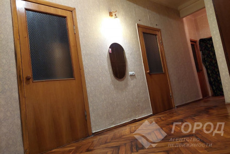 Продам 3-х кімнатну квартиру, Гагарина проспект, Защитников Украины метро (Площадь Восстания), Код: 671392/4