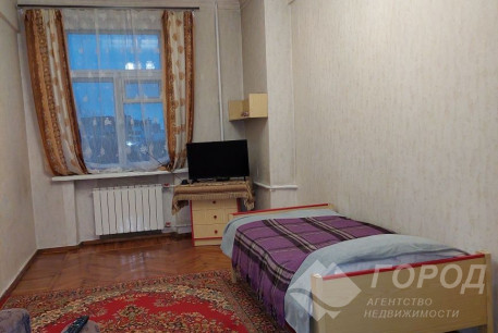 Продам 3-х кімнатну квартиру, Гагарина проспект, Защитников Украины метро (Площадь Восстания), Код: 671392/4