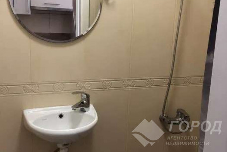 Продам 1-кімнатну квартиру, , Код: 672341/8