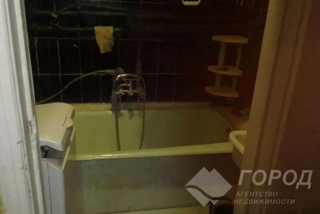 Продам 2-х кімнатну квартиру, ХТЗ, Код: 672592/3