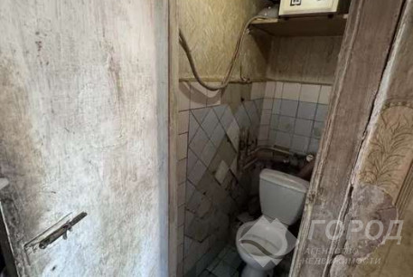 Продам 2-х кімнатну квартиру, Дергачевский р-н, Подворки (Дергачевский район), Код: 673295/2