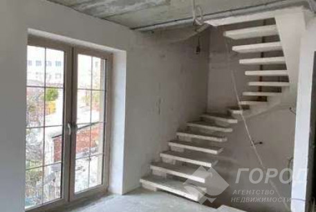 Продам 3-х кімнатну квартиру в новобудові, Центральный рынок, Код: 675514/5