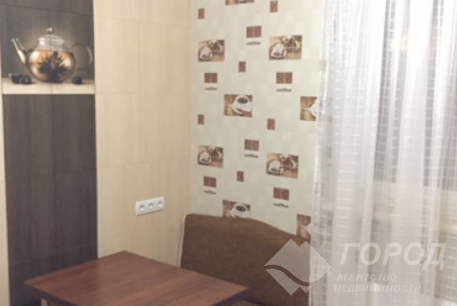 Продам 1-кімнатну квартиру в новобудові, Рогань, Код: 676338/27