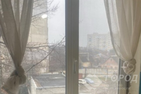 Продам 1-кімнатну квартиру, Рогань, Код: 676338/49