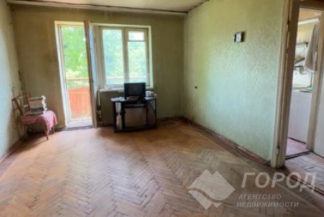 Продам 2-х кімнатну квартиру, ХТЗ, Код: 676338/52