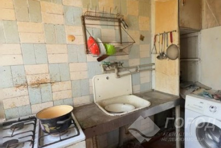 Продам 2-х кімнатну квартиру, ХТЗ, Код: 676338/52