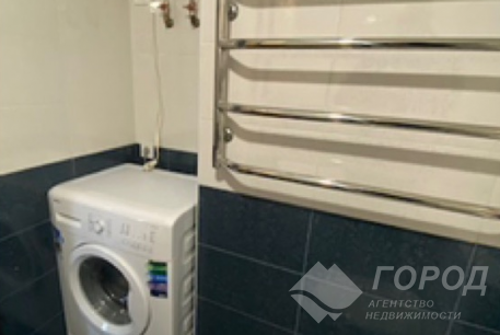 Продам 1-кімнатну квартиру в новобудові, Рогань, Код: 676338/7