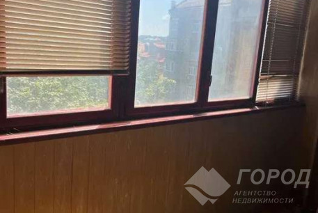 Продам 3-х кімнатну квартиру, Центральный рынок, Центральный Рынок метро, Код: 676828/3