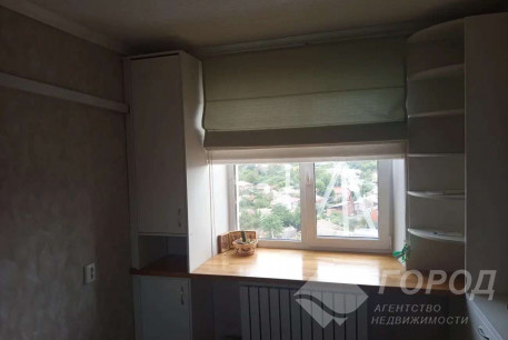 Продам 2-х кімнатну квартиру, Завод Шевченко, Код: 677033/4