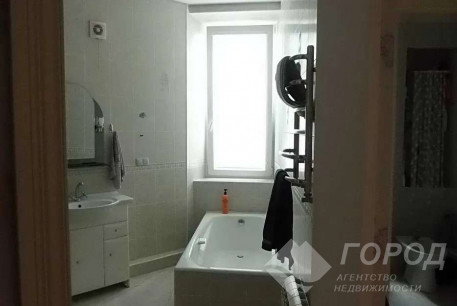 Сдам 2-х кімнатну квартиру, Центр, Код: 677168/1