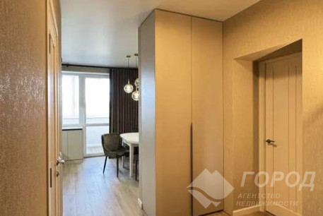 Продам 1-кімнатну квартиру, Центральный рынок, Центральный Рынок метро, Код: 677466/2