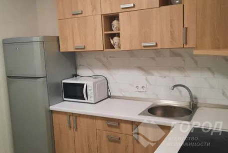 Сдам гостинку, Центральный рынок, Локомотив, Код: 678018/2