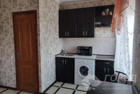 Продам гостинку, Центральный рынок, Код: 678644/4