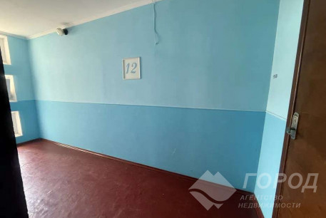 Продам 4-х кімнатну квартиру, Рогань, Роганский ж/м, Код: 679096/2