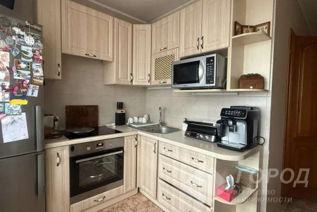 Продам 4-х кімнатну квартиру, Рогань, Роганский ж/м, Код: 679096/2