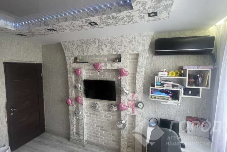 Продам 2-х кімнатну квартиру, Рогань, Роганский ж/м, Код: 679389/4