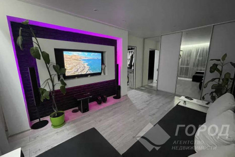 Продам 2-х кімнатну квартиру, Рогань, Роганский ж/м, Код: 679389/4