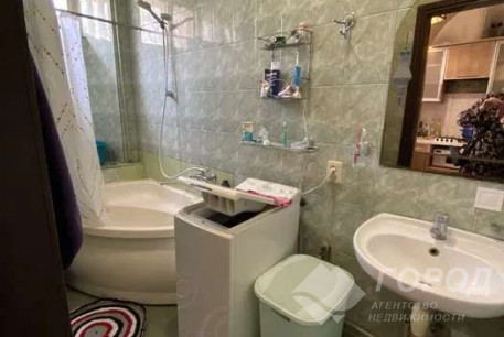 Продам 2-х кімнатну квартиру, Центр, Исторический Музей метро, Код: 679820/3