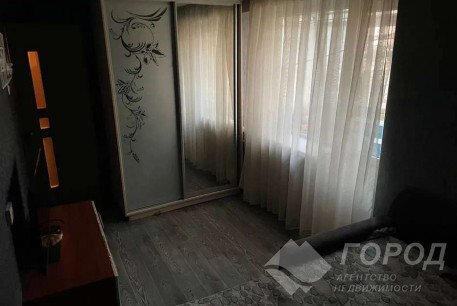 Продам 2-х кімнатну квартиру, Центр, Код: 679915/2