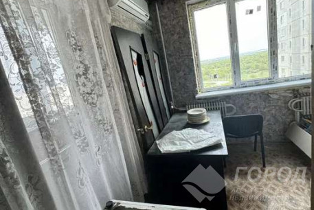 Продам 2-х кімнатну квартиру, Рогань, Горизонт, Код: 681544/2