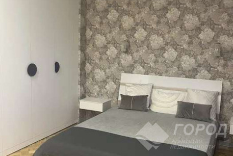 Сдам 3-х кімнатну квартиру, Центр, Университет метро, Код: 681884/5