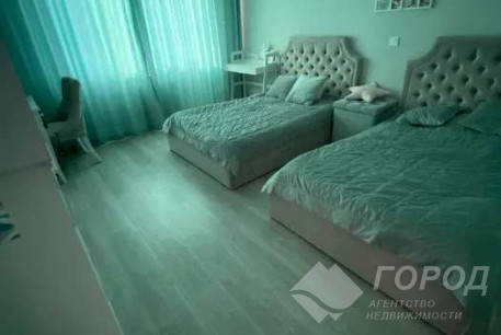 Продам 4-х кімнатну квартиру, Песочин, Код: 683066/3