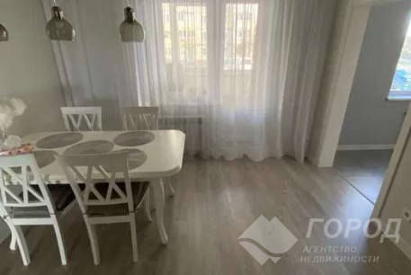 Продам 4-х кімнатну квартиру, Песочин, Код: 683066/3